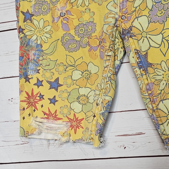 Free People Alani Floral Yellow Denim Cut Off Shorts - Picture 4 of 12